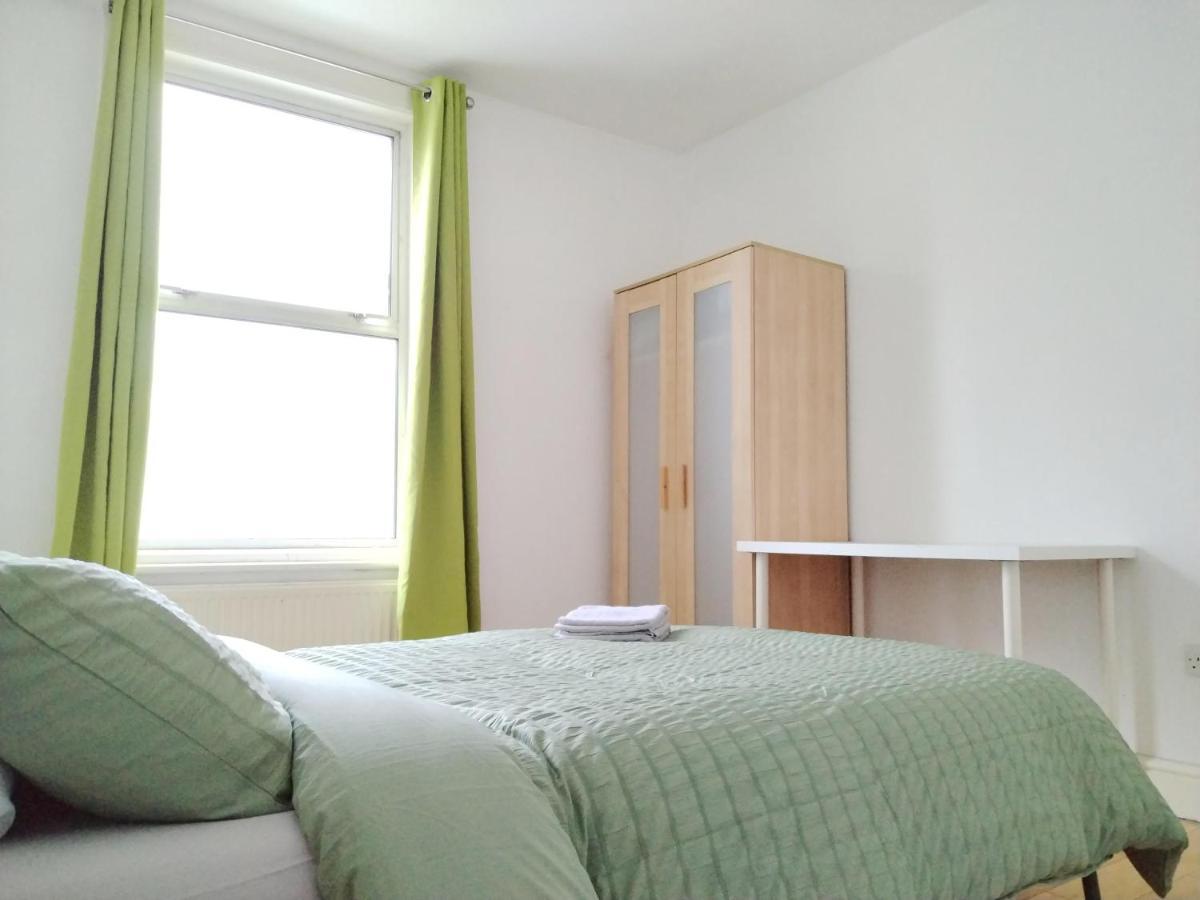 Cosy Rooms Near Canary Wharf & The O2 لندن المظهر الخارجي الصورة