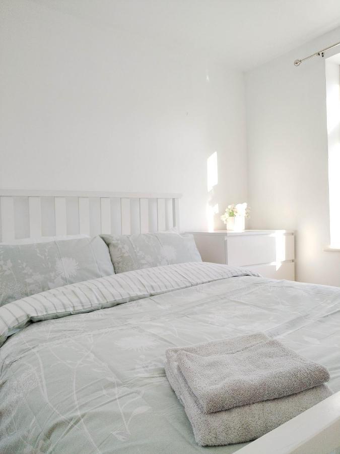 Cosy Rooms Near Canary Wharf & The O2 لندن المظهر الخارجي الصورة